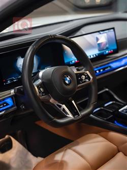 بي ام دبليو الفئة 7